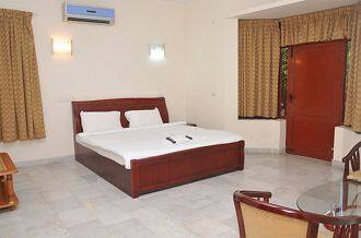 The Lawn Serviced Apartments, Tada 2